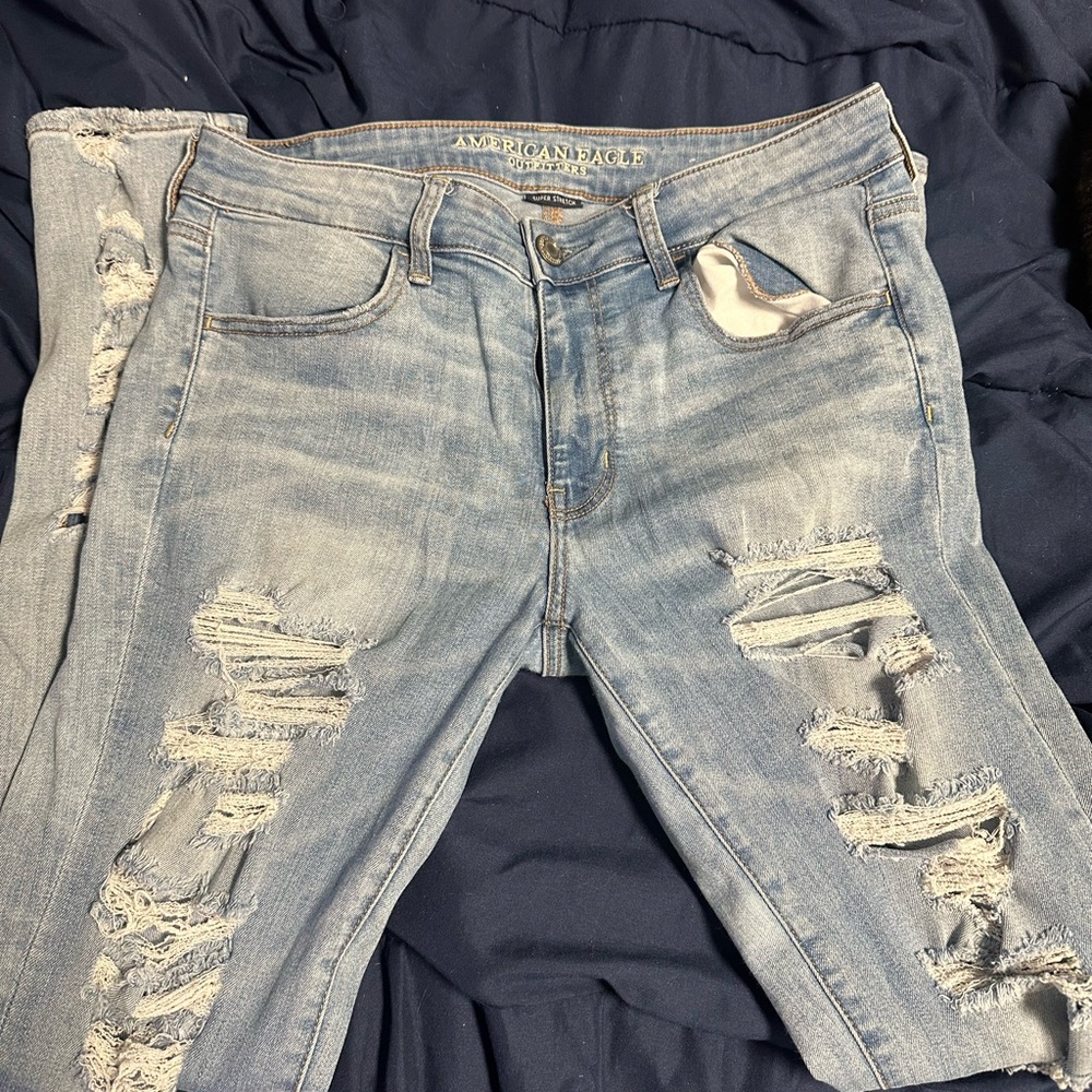 American Eagle Outfitters Women's Light Blue Distressed Jeans